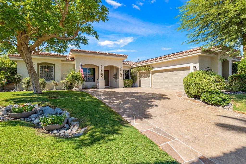 11 Hillcrest Drive, Palm Desert