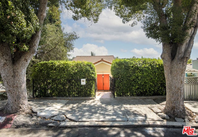 1200 Saginaw Street, Los Angeles