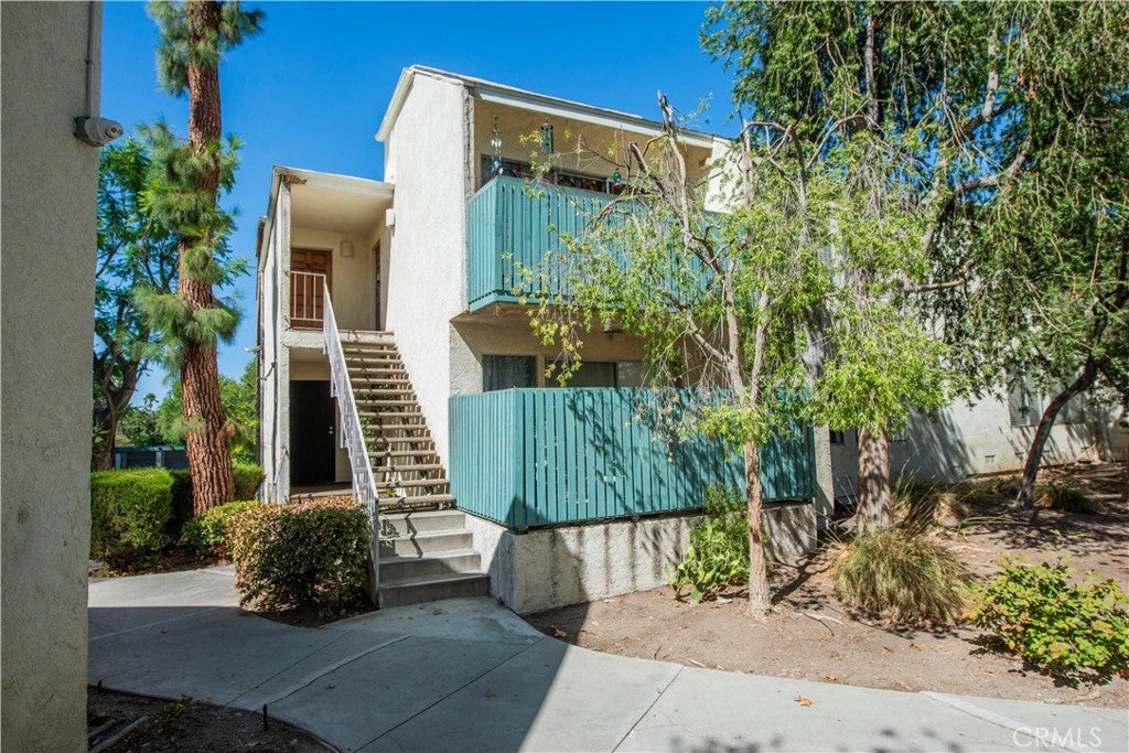 Photo of Listing #SR25215227