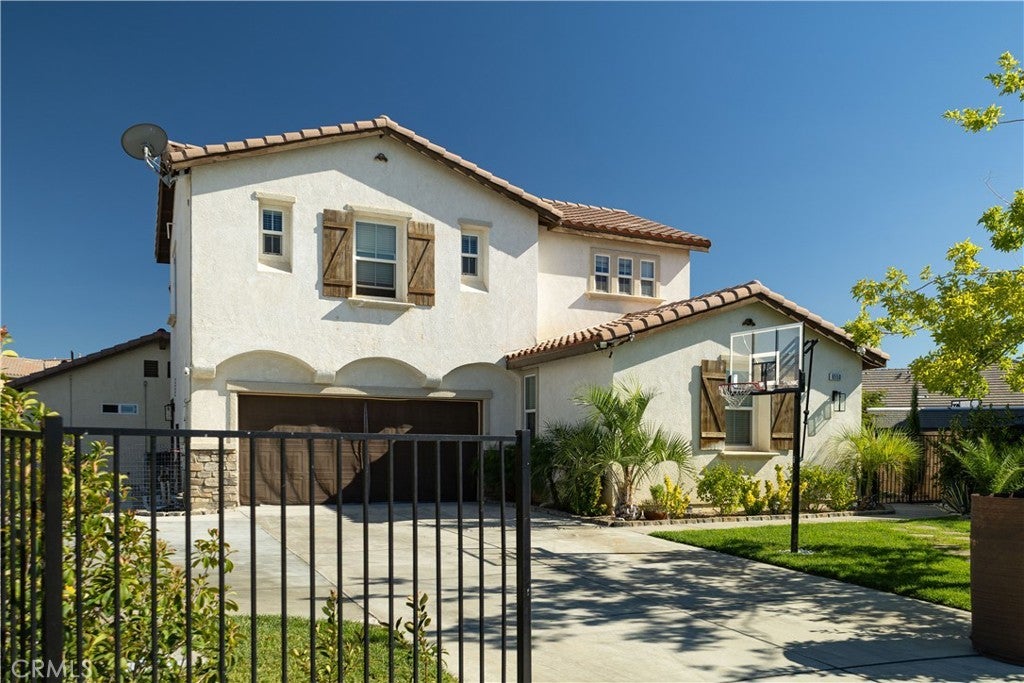 Photo of Listing #SR25215310