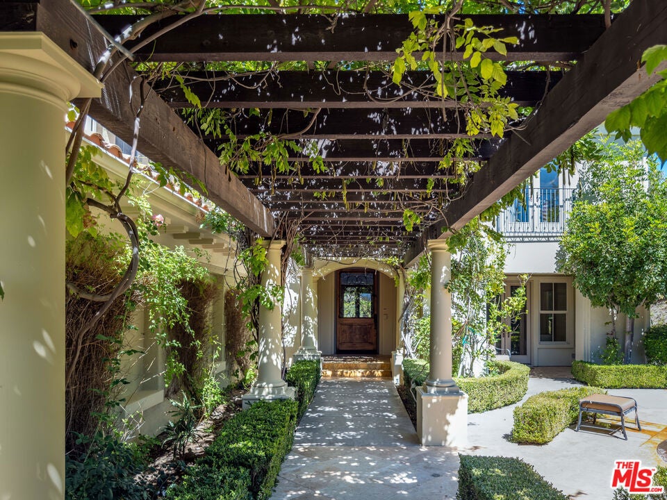 Photo of Listing #25590619