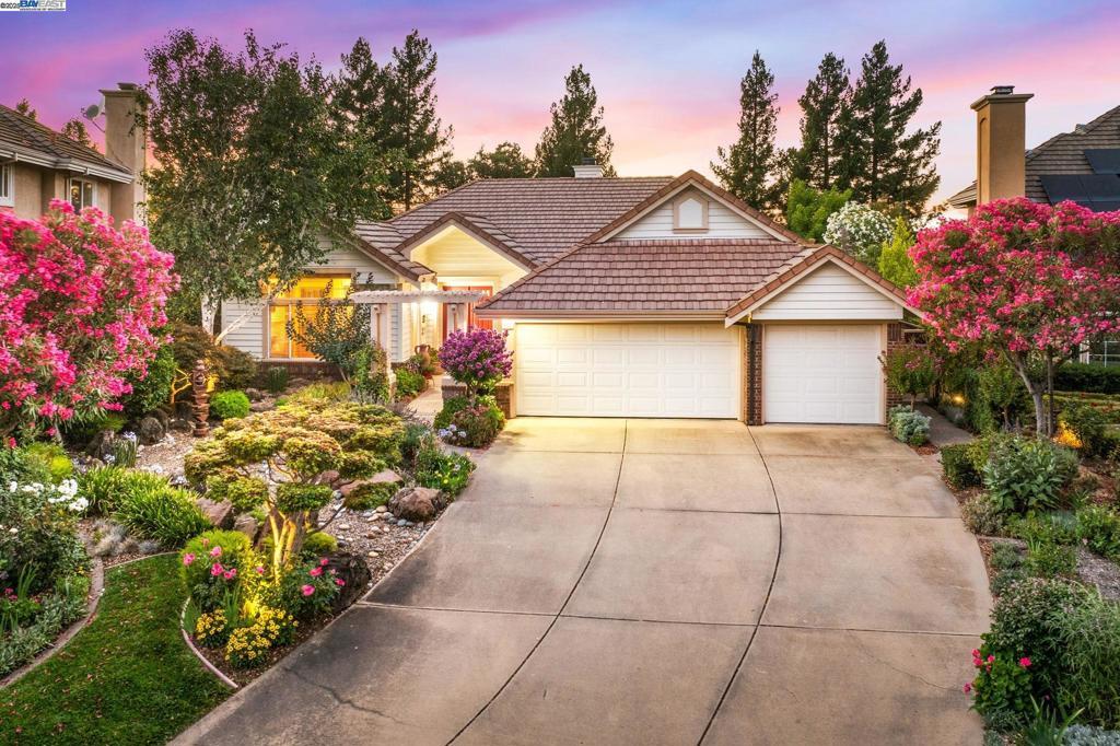 Photo of Listing #41111286