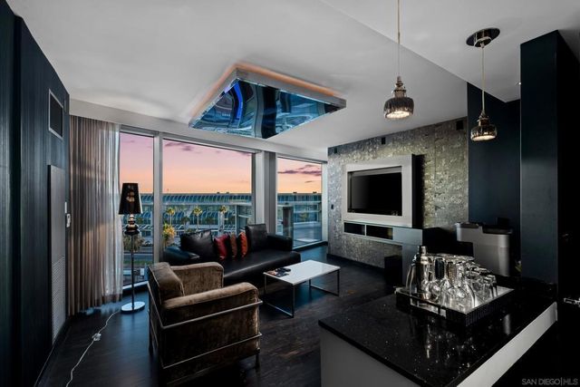 207 5th Ave # 702, San Diego