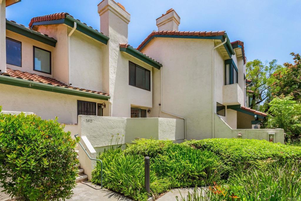 Photo of Listing #PTP2506976