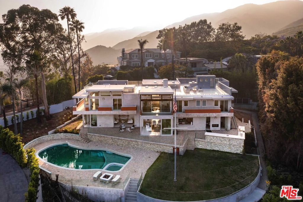 Photo of Listing #25591219