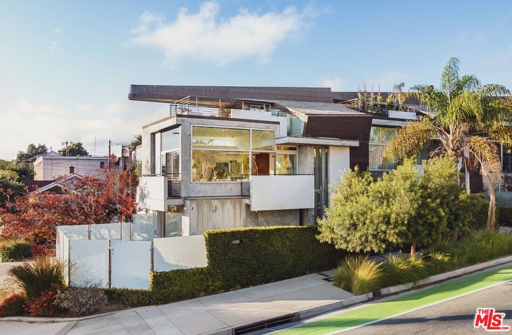 Photo of Listing #25589619