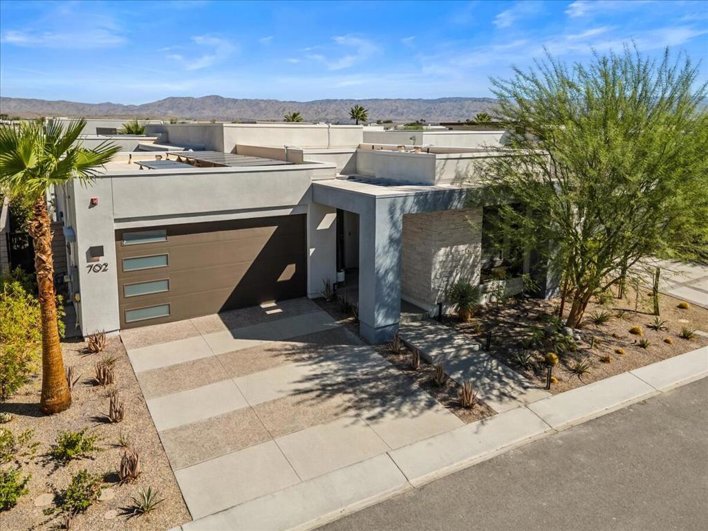 702 Fountain Dr Drive, Palm Springs