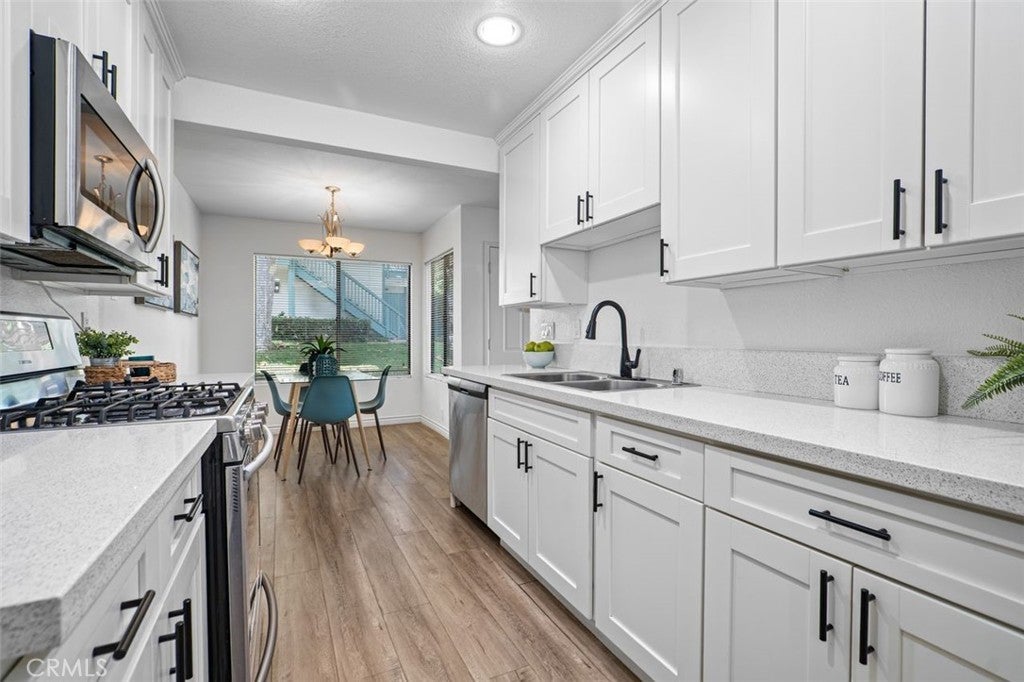 Photo of Listing #SB25199121