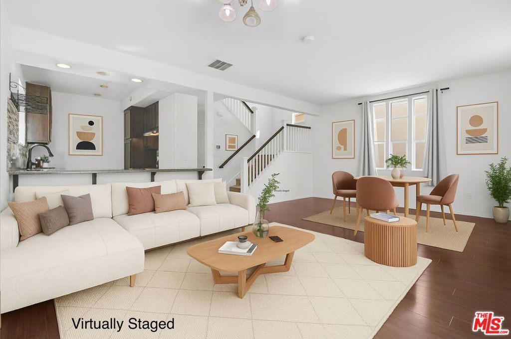 Photo of Listing #25591491