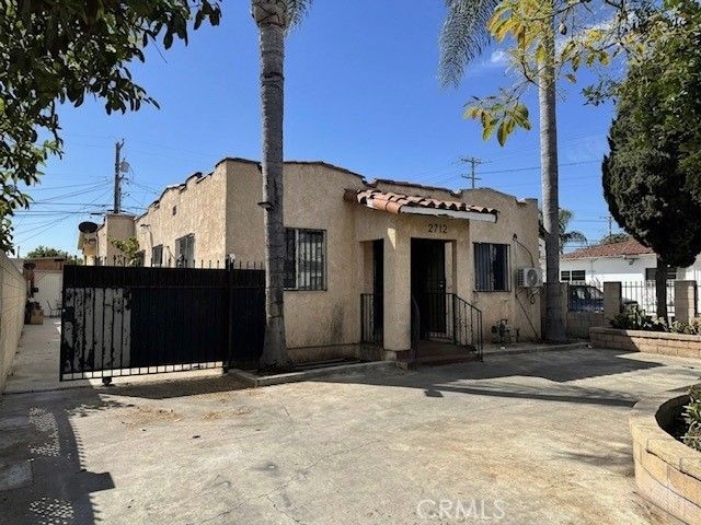 2712 California Street, Huntington Park