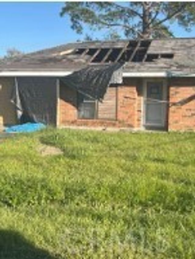 1129 W Camellia, Other