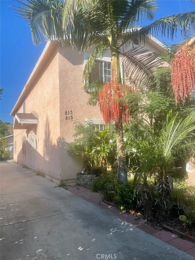 813 56th Street, Los Angeles