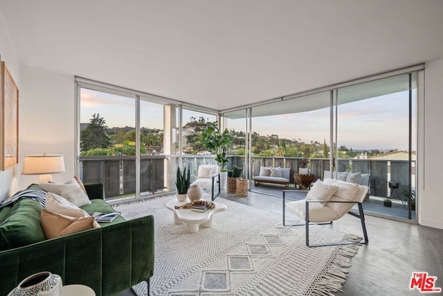 4411 Los Feliz Boulevard # 508, Los Angeles