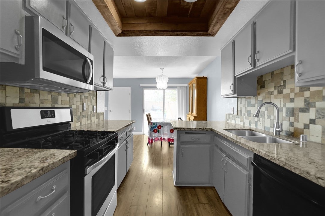 Photo of Listing #OC25215192