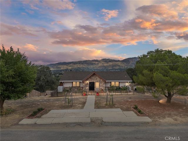 22801 Fran Drive, Tehachapi