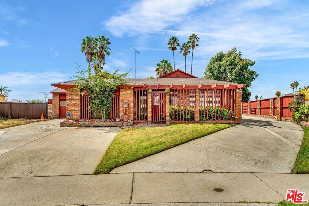 2203 Slater Avenue, Compton