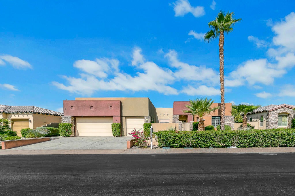 48749 Renewal Street, Indio