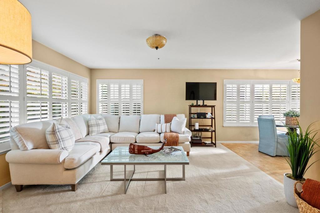 4 Primrose Circle, Seaside