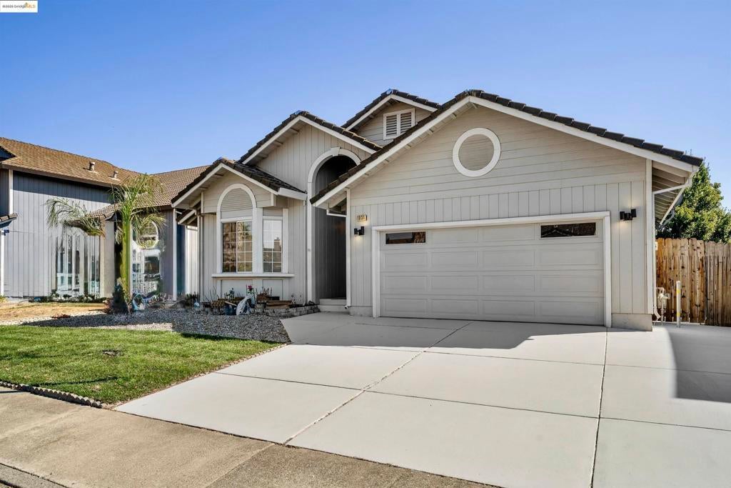 Photo of Listing #41111576