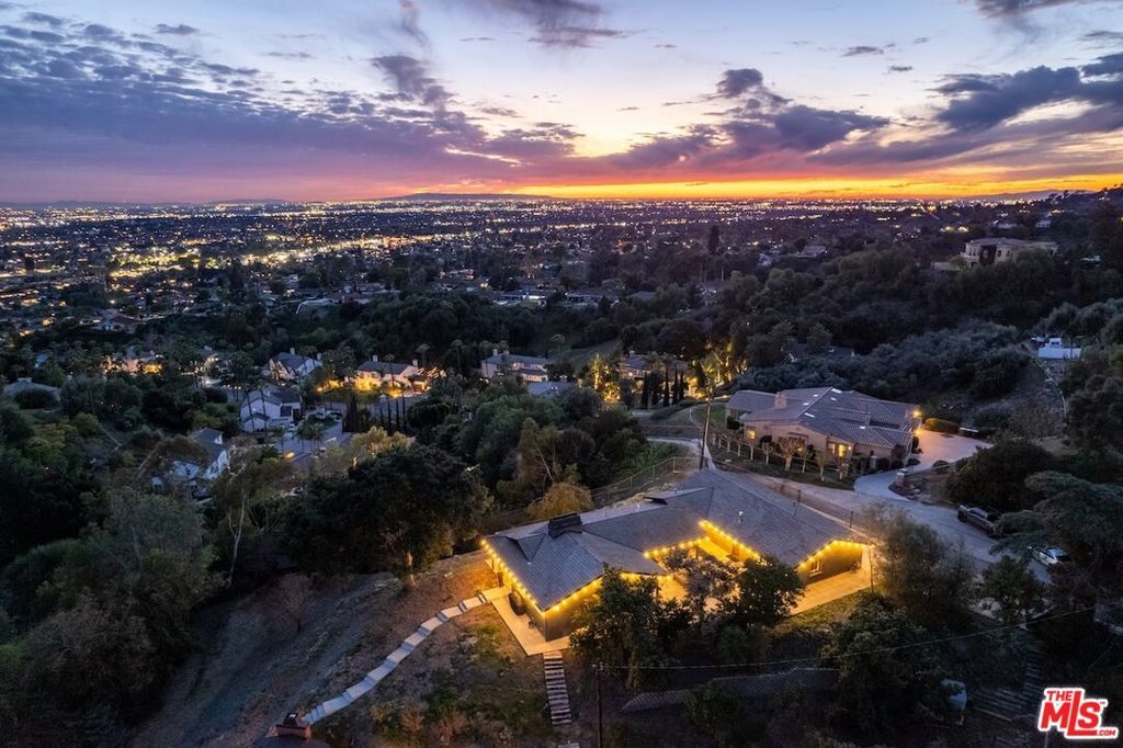 Photo of Listing #25591009