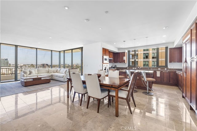 5100 Scholarship, Irvine