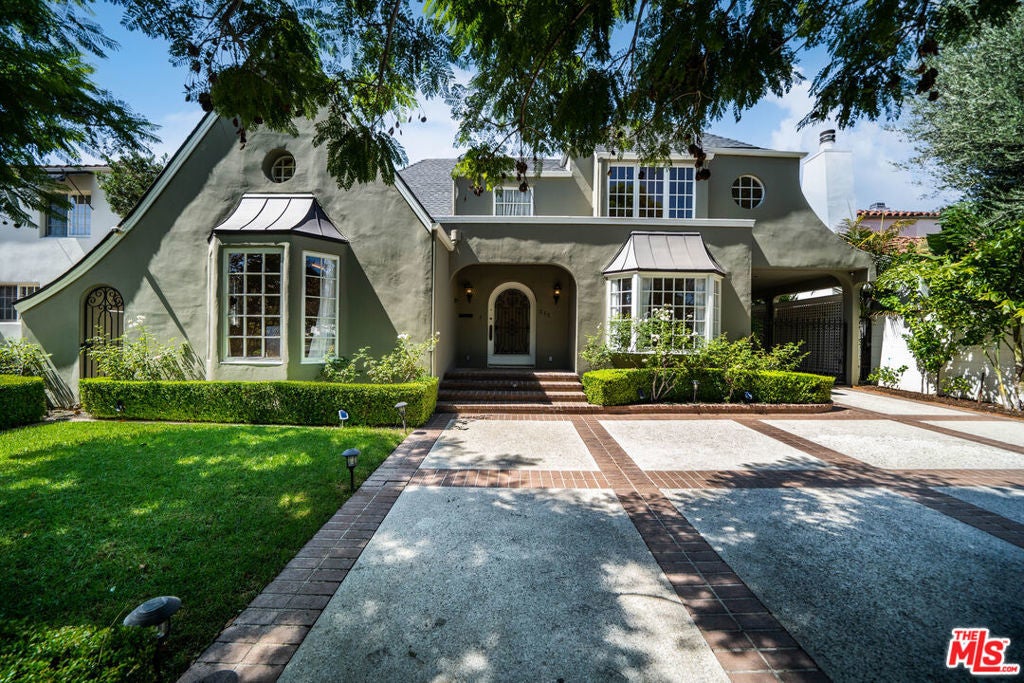 Photo of Listing #25591749