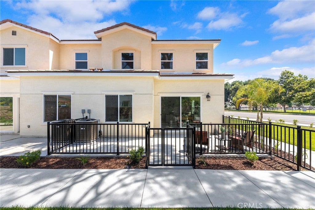 1204 San Antonio Avenue, Pomona