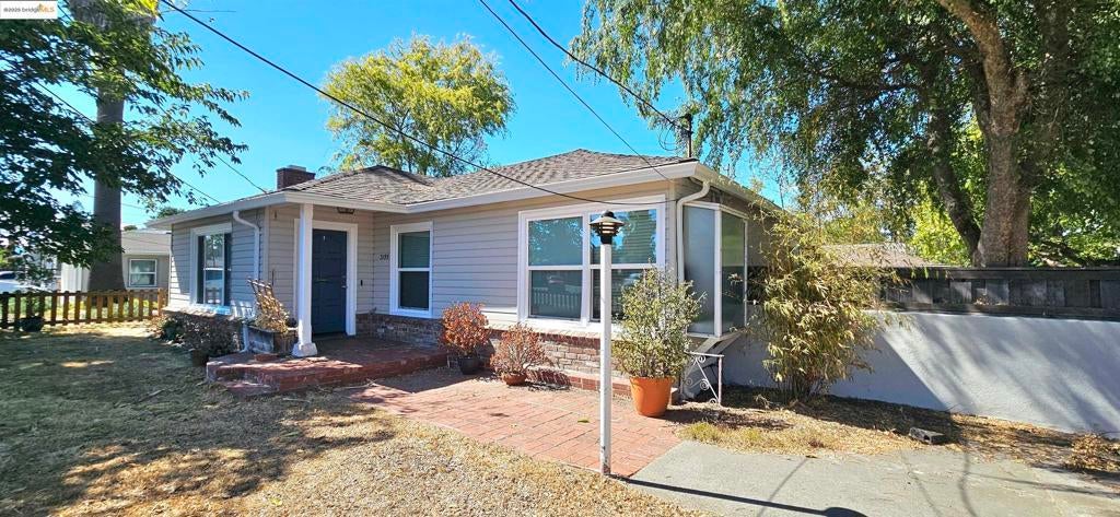 Photo of Listing #41111692