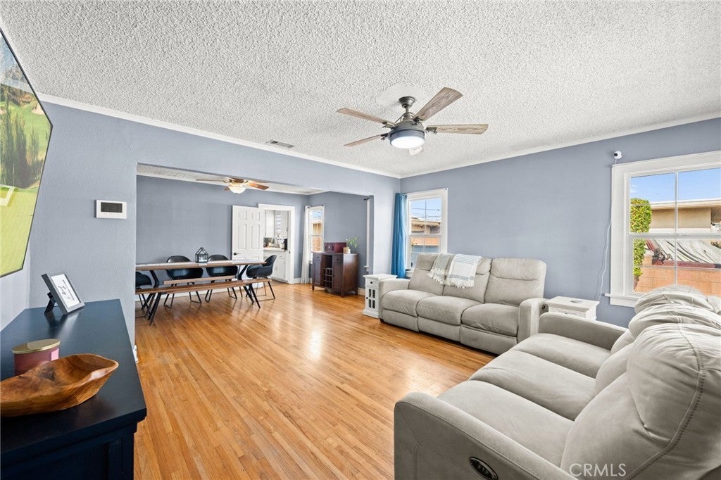 Photo of Listing #SW25206342