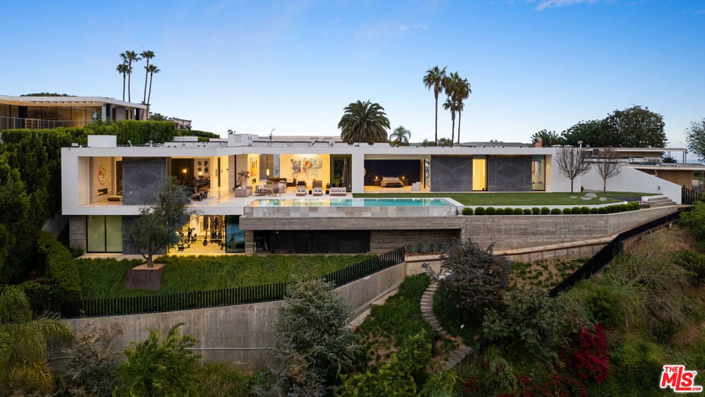 Photo of Listing #25586149