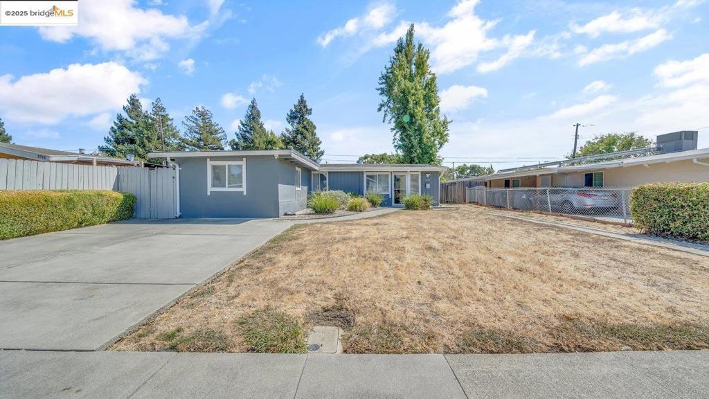 Photo of Listing #41111763