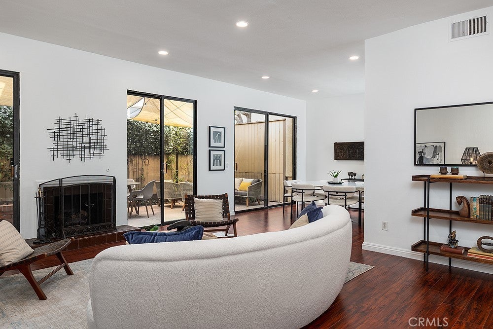 Photo of Listing #PF25199938