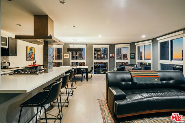 800 W 1st Street # 2008, Los Angeles