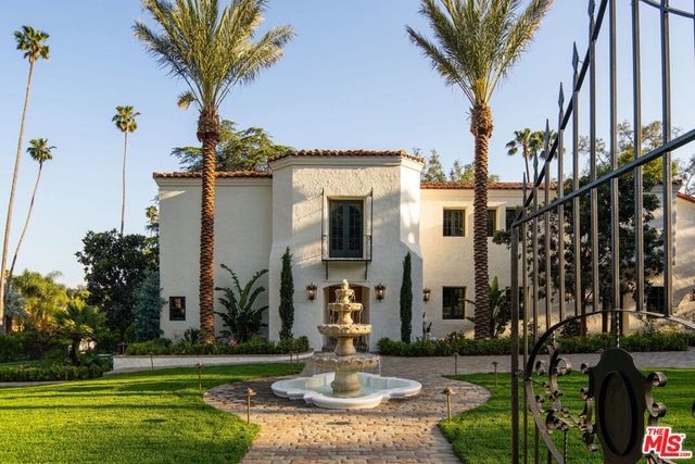 2110 Hill Drive, Los Angeles