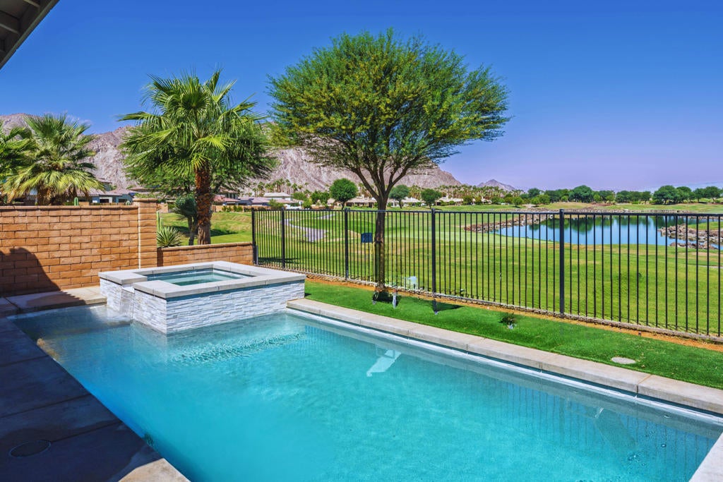 80262 Champions Way, La Quinta