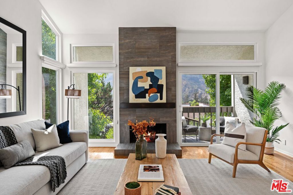 Photo of Listing #25593245