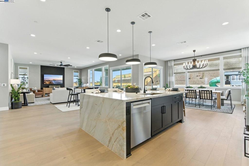 Photo of Listing #41111966