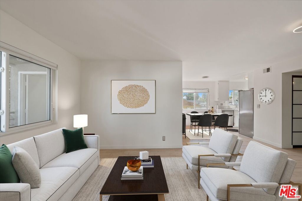 Photo of Listing #25580645