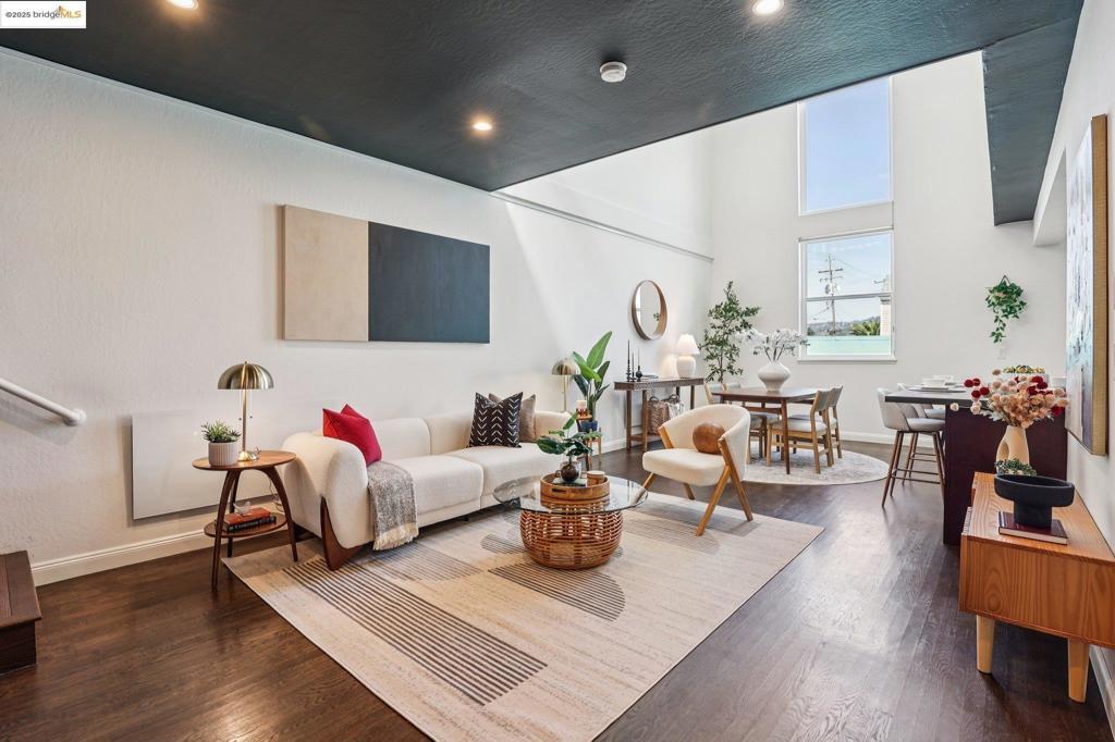 Photo of Listing #41112002