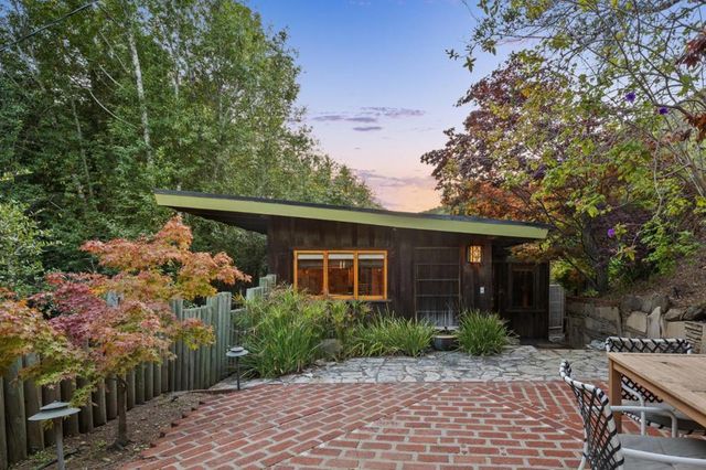 10026 Sycamore Canyon Road, Big Sur