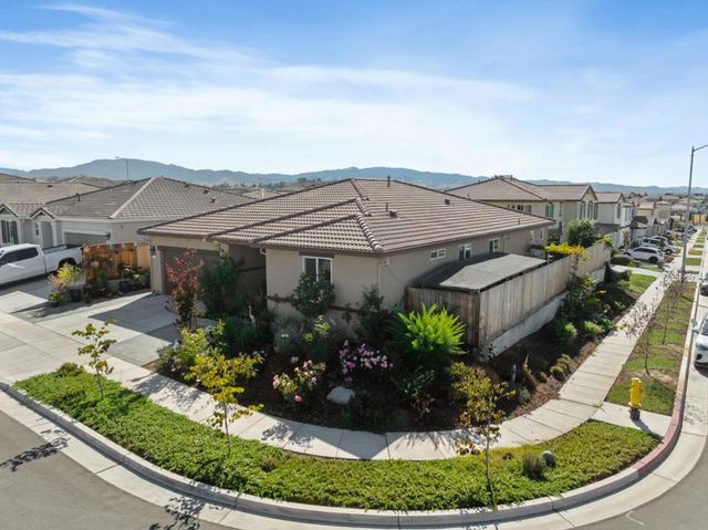 2141 Wildflower Drive, Hollister
