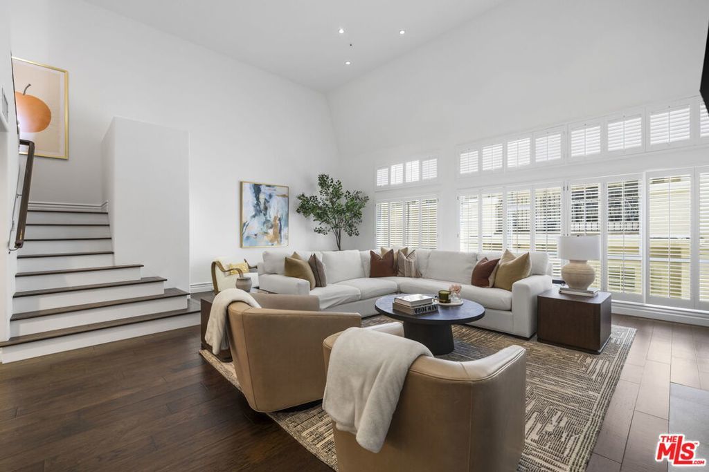 Photo of Listing #25589643