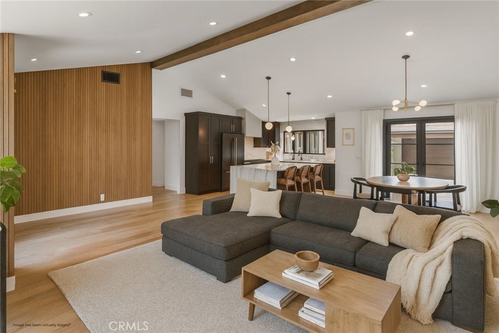 Photo of Listing #OC25216334