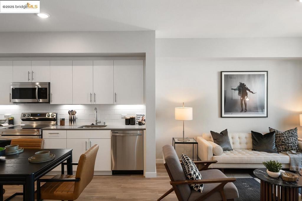 Photo of Listing #41112048