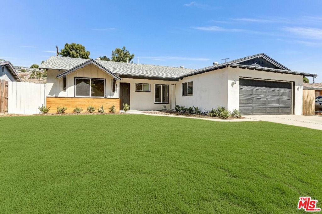 Photo of Listing #25591709