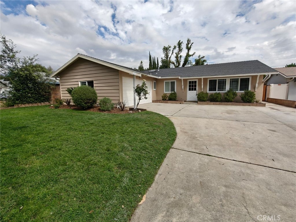 Photo of Listing #SB25221050