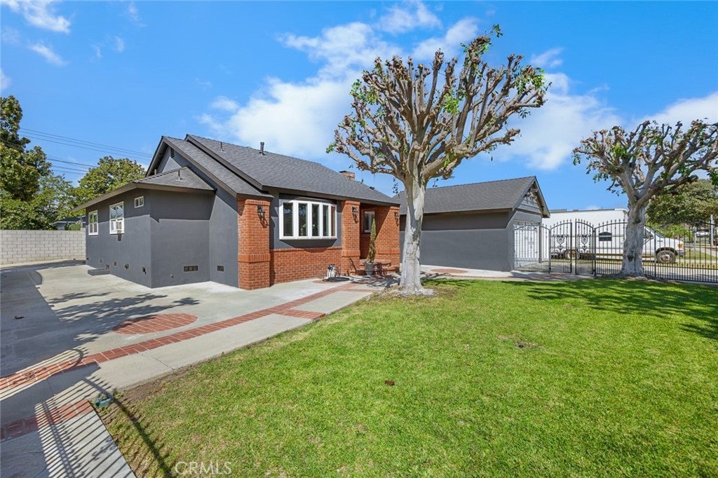 Photo of Listing #PW25221132