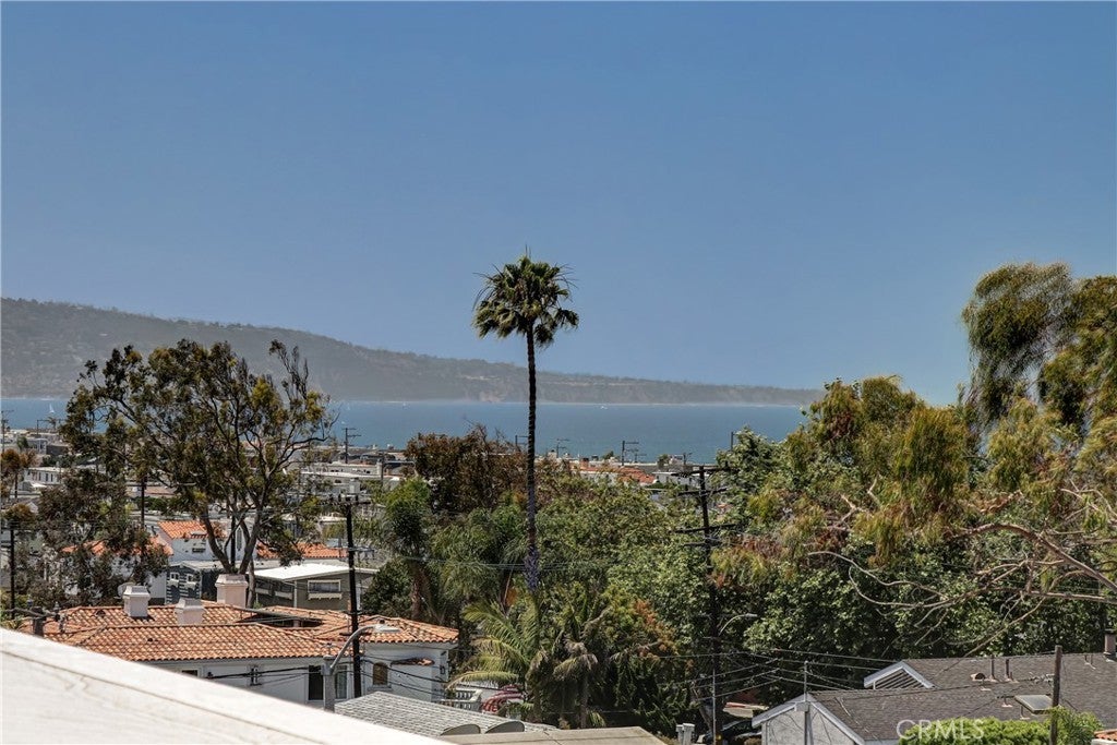 Photo of Listing #SB25221160