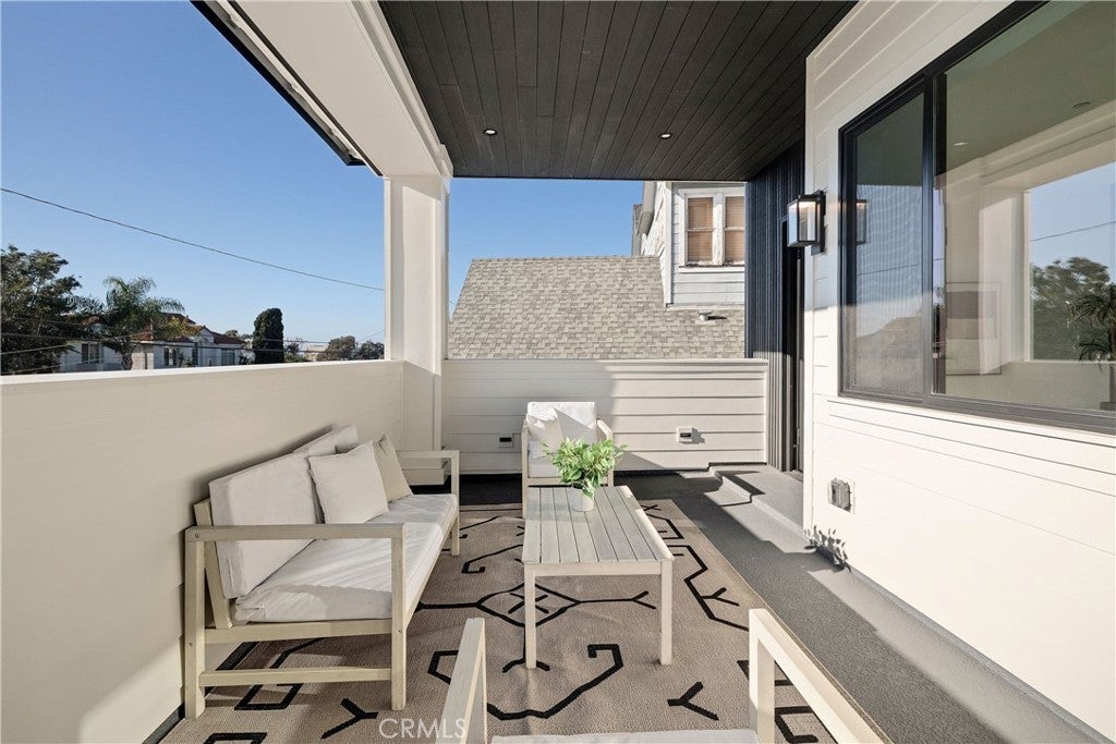 Photo of Listing #SB25220734