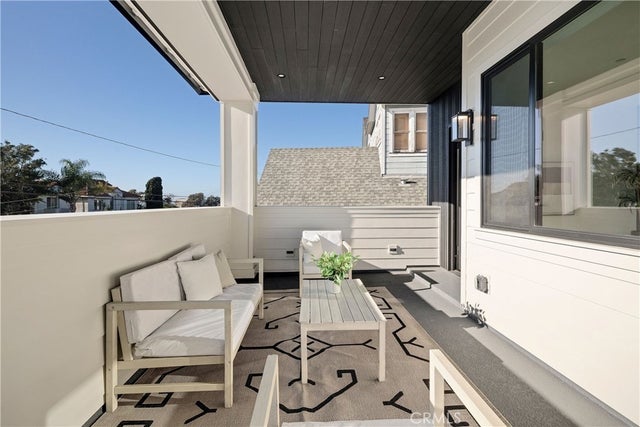 810 El Redondo Avenue, Redondo Beach.